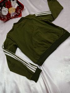 Sporty Olive Green Cropped Jacket