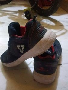 Men's Black Running Shoes
