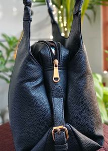 Stylish Black Pebble Leather Shoulder Bag