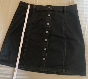 Mini Skirt Black