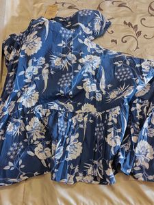 Decked Up floral print dress on sale + freebie