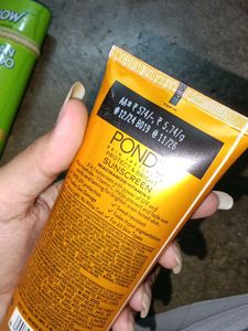 WOW &amp; Ponds Skincare Set