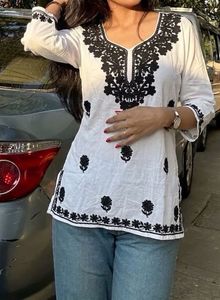 Trendy Summer Short Kurti 🌸🤍
