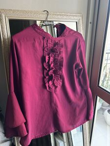 Chic Ruffled Berry Blouse with Bell Sleeves