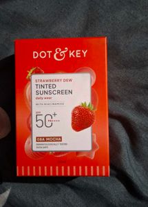 DOT & KEY Strawberry Dew Tinted Sunscreen SPF 50+