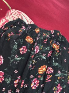 Floral Maxi skirt