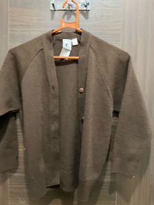 Brown Cardigan Sweater 🤎