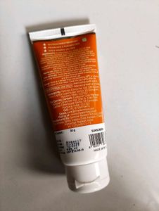 The Derma Co.  Sunscreen SPF 50 zinc mineral
