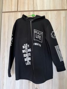 Black Graphic Zip-Up Long Hoodie