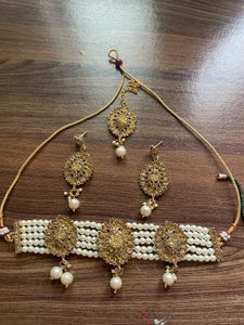 Elegant Pearl & Gold Kundan Choker Set