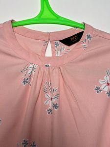 Zink High-Low sleeveless Top