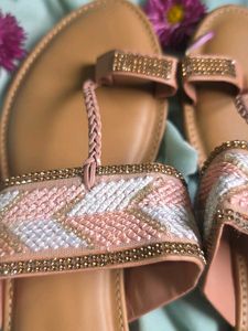 Brand New Stylish Pink Ethnic Flats / Kolhapuri St
