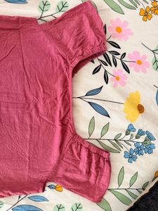 Women's Pink Button-Up Cropped Top