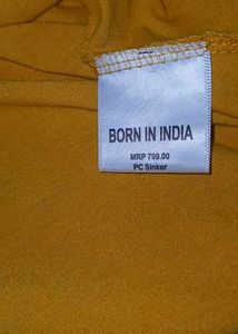 Comfortable Mustard Oversized t-shirt
