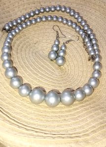 Pearl Earrings And Necklace Set
