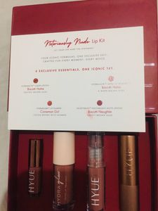 HYUE 😍 Malaika Arora Lip Kit