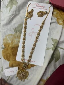 Elegant Kundan Jewellery Set