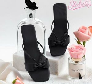 Stylish White &amp; Gold Flat Sandals