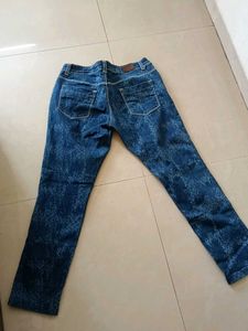 Blue Denim Jeans with Jacquard Pattern