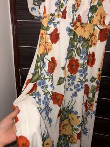 Floral Print Maxi Dress with Slit