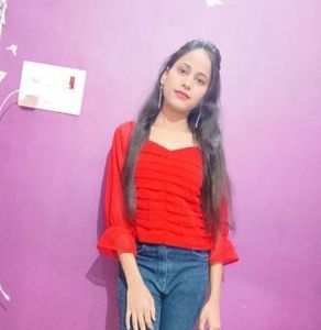 Chic Red Ruched Neck cropTop