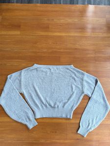 Gray Cropped Long Sleeve Sweater
