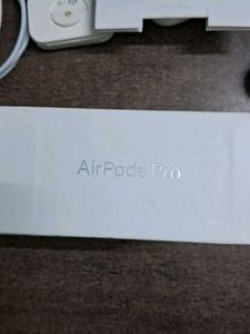 Apple AirPods Pro (2nd Gen)