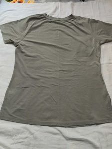 Remember to Live Graphic T-Shirt