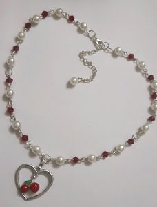 Elegant Cherry Pearl Necklace