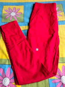 Comfortable Black and res pent with pocket