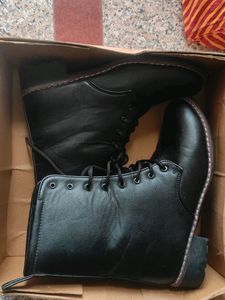 Elba Branded Women's Boots❤️