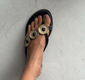 Stylish Black &amp; Gold Embellished Flip-Flops