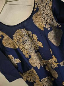 Elegant Blue &amp; Gold Kurta