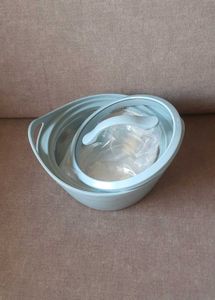 Unused Asian Flamingo Insulated Casserol
