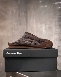 Onitsuka Slippons