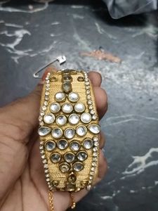 Exquisite Kundan &amp; Pearl Bangle bracelet