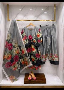 Floral Print Kurta Set with Dupatta