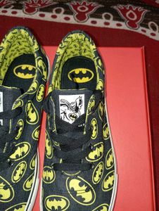 Batman men's graphic sneakers