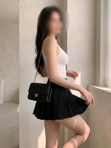 H&amp;M New Black Pleated Mini Skirt