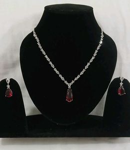 Elegant Red Teardrop Necklace & Earrings AD neckla