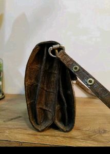 Vintage Crocodile Leather Crossbody Bag✨