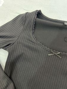 Ribbed Black Square Neck Top
