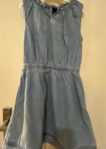 Brand New Gap Sleeveless Denim Dress For 6-8yr