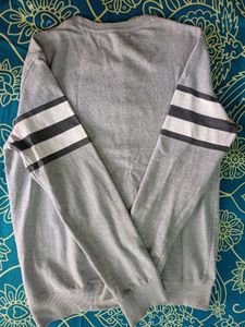 Men's Grey Graphic Sweatshirt