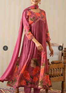 beautiful silk kurta set with dupatta ✨