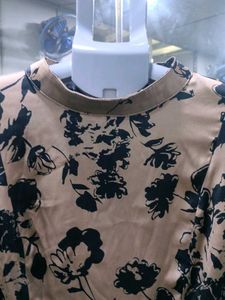 Floral Print Peplum Top