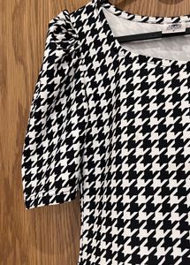 Houndstooth Puff Sleeve Top