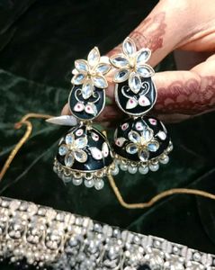 PEARL ROYAL CHOKER SET (TOTALLY NEW)