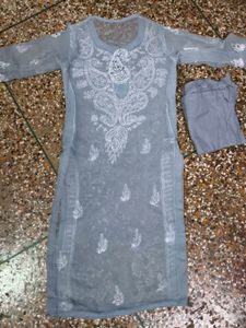 Lucknow Chikankari Kurti