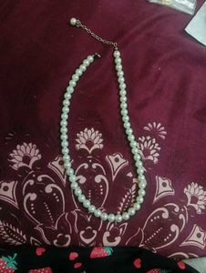 Pearl necklace elegant